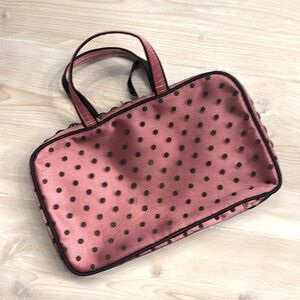 Makeup travel bag